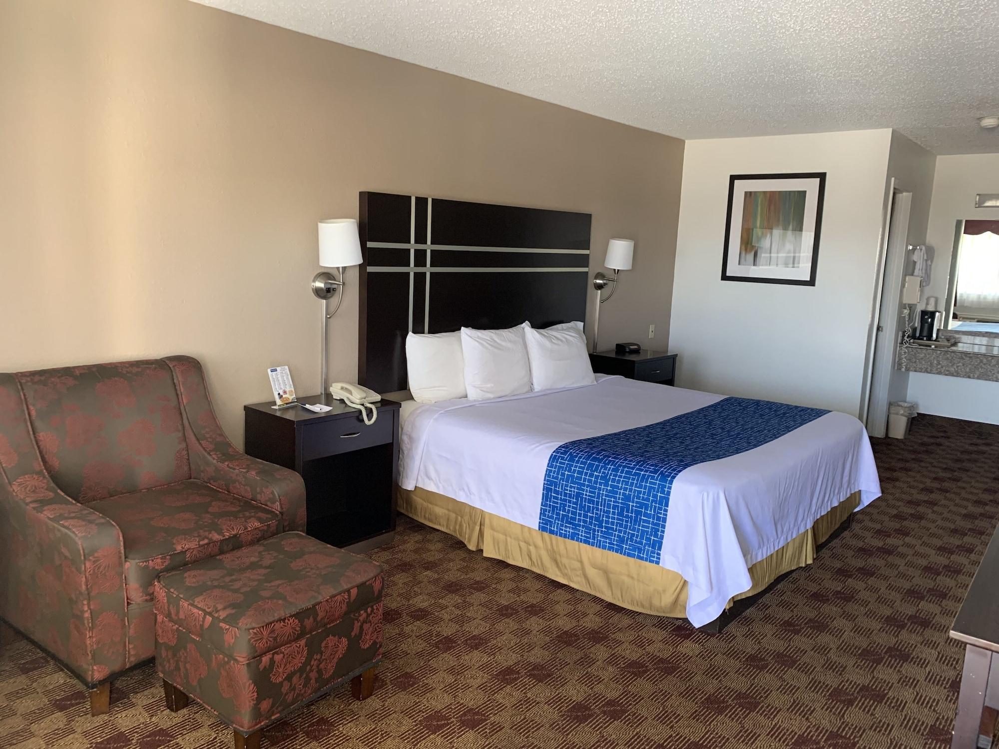 Travelodge By Wyndham Killeen/Fort Hood Exterior photo