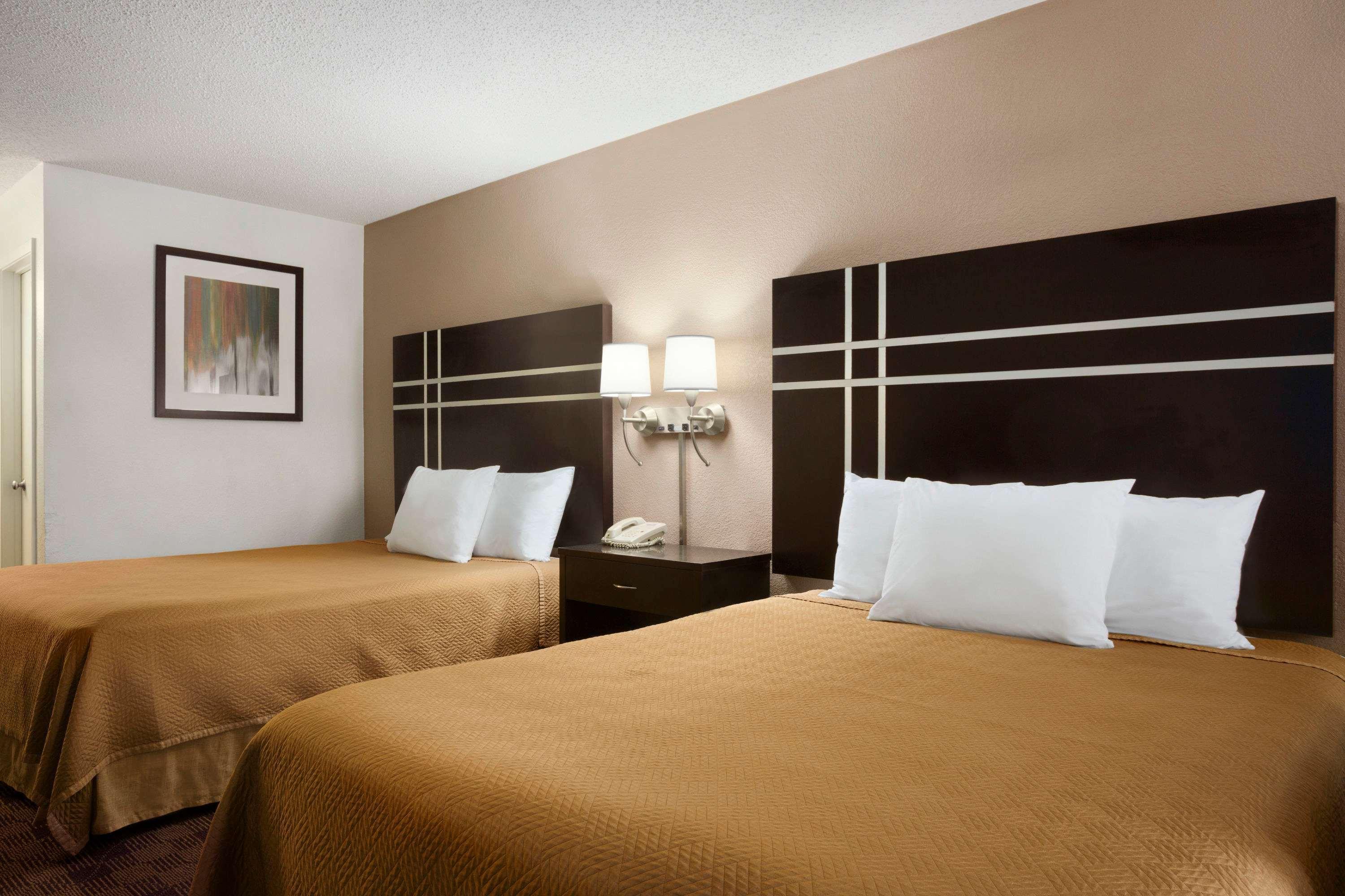 Travelodge By Wyndham Killeen/Fort Hood Exterior photo