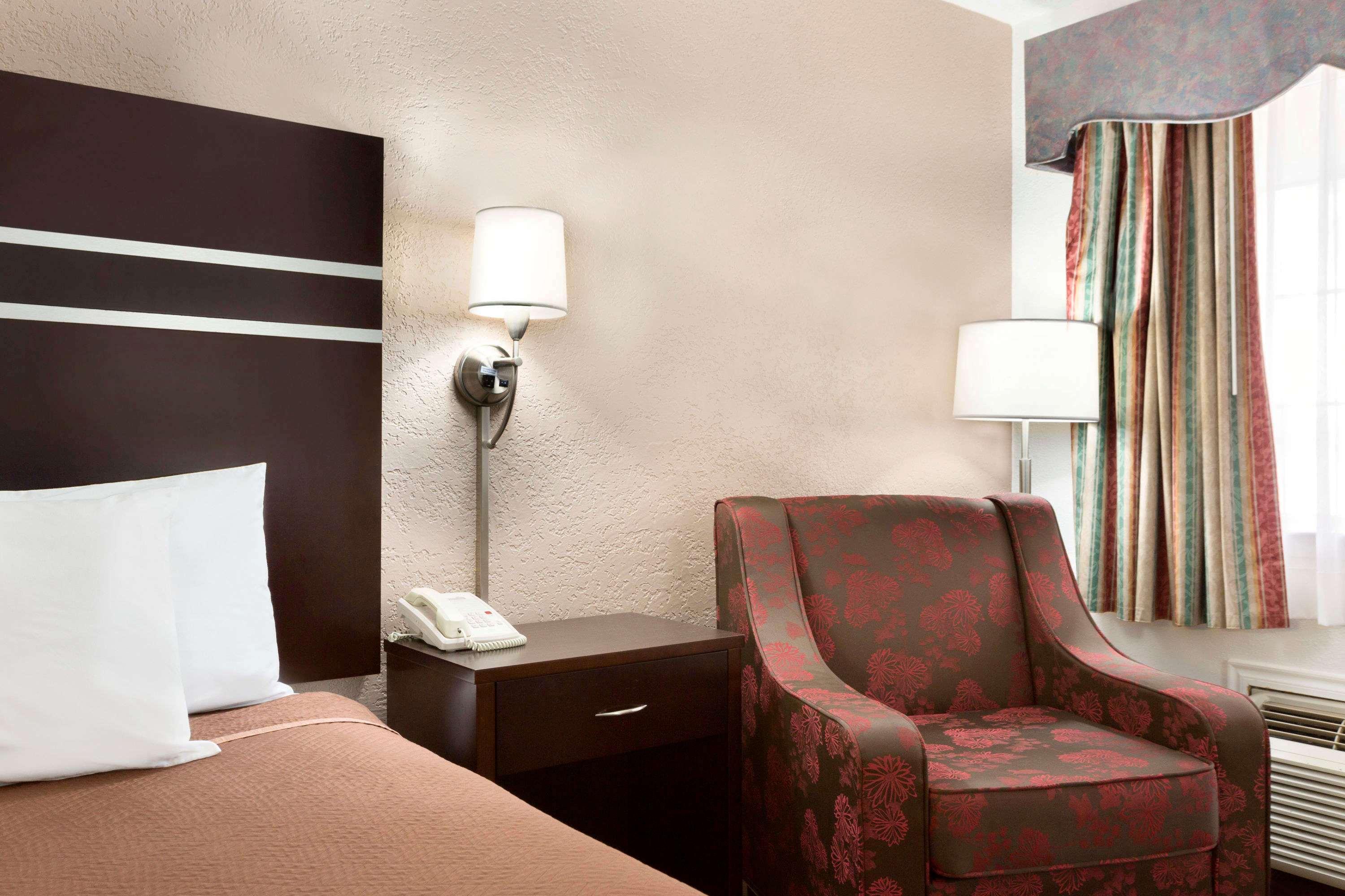 Travelodge By Wyndham Killeen/Fort Hood Exterior photo
